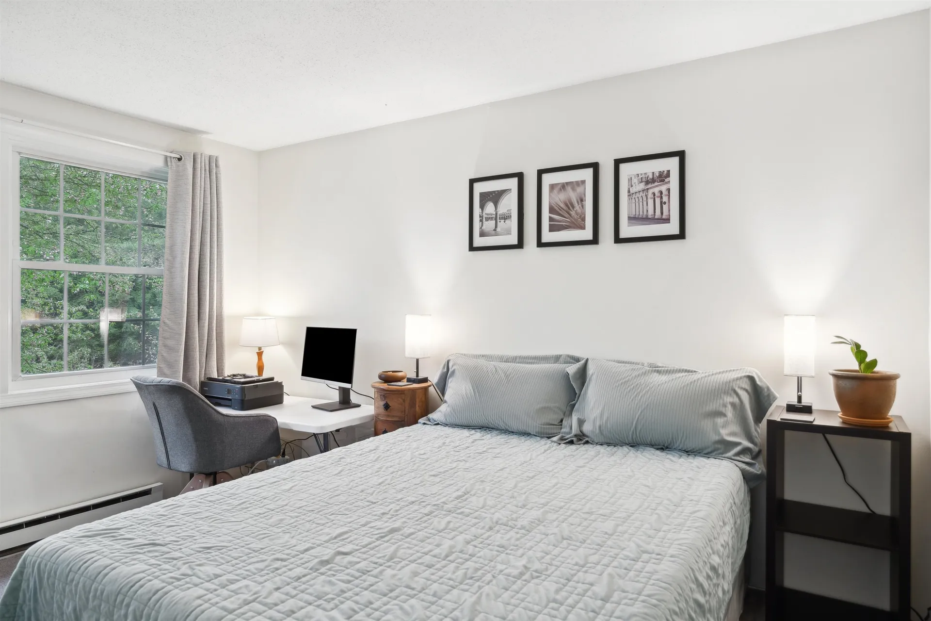 2 Candlelight Terrace Hartford VT 05001