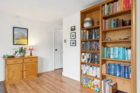 2 Candlelight Terrace Hartford VT 05001