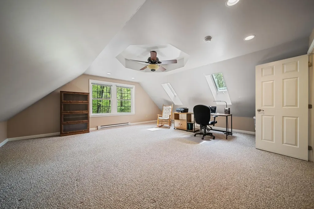 7 Modean Drive Derry NH 03038