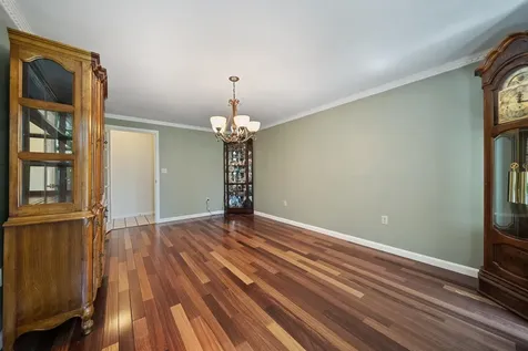 7 Modean Drive Derry NH 03038