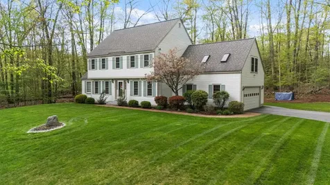 7 Modean Drive Derry NH 03038