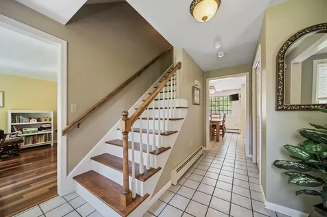 7 Modean Drive Derry NH 03038