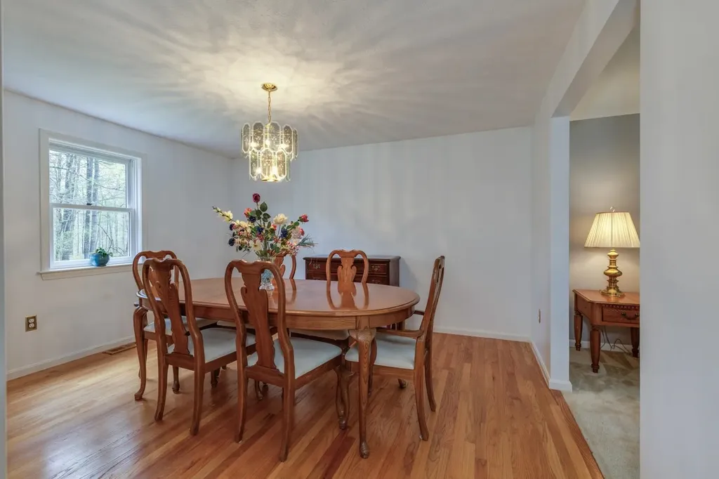 4 Muscovy Drive Litchfield NH 03052