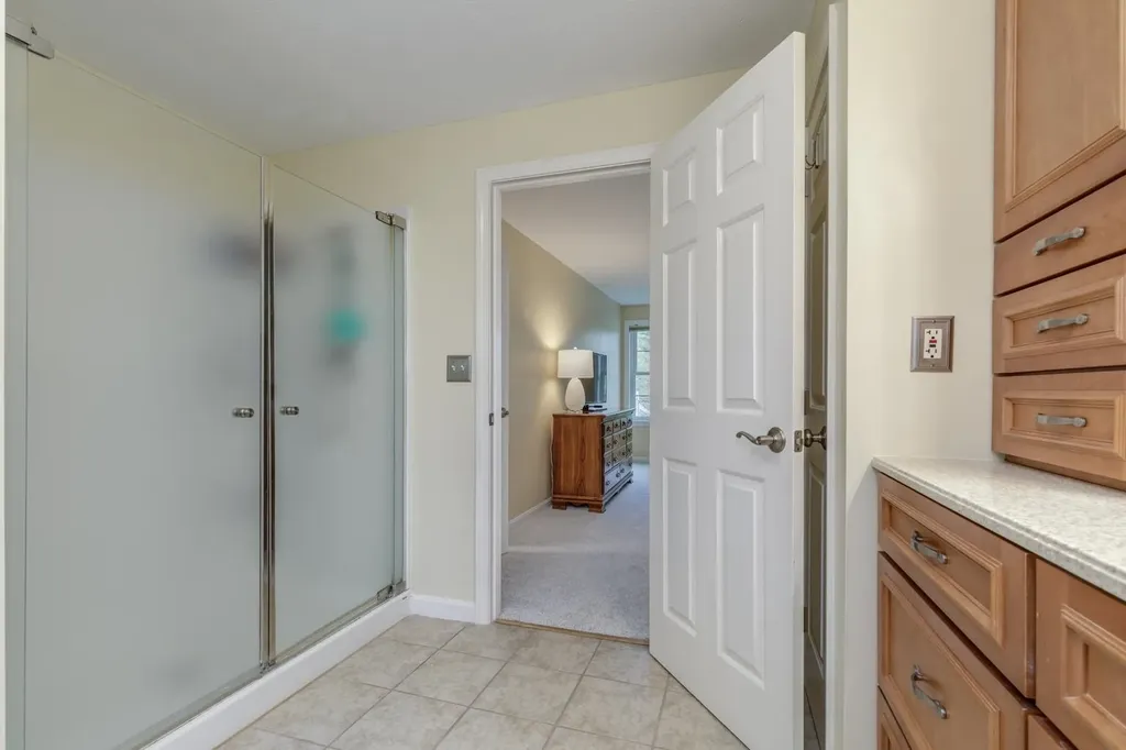 4 Muscovy Drive Litchfield NH 03052