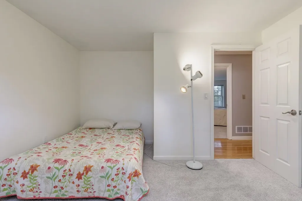 4 Muscovy Drive Litchfield NH 03052