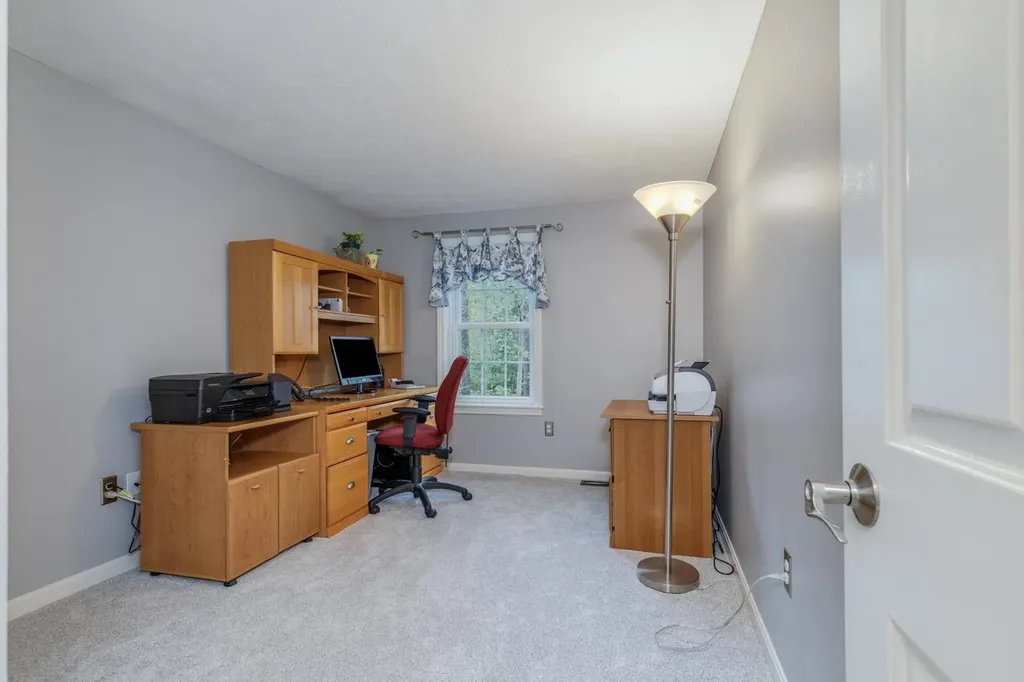 4 Muscovy Drive Litchfield NH 03052