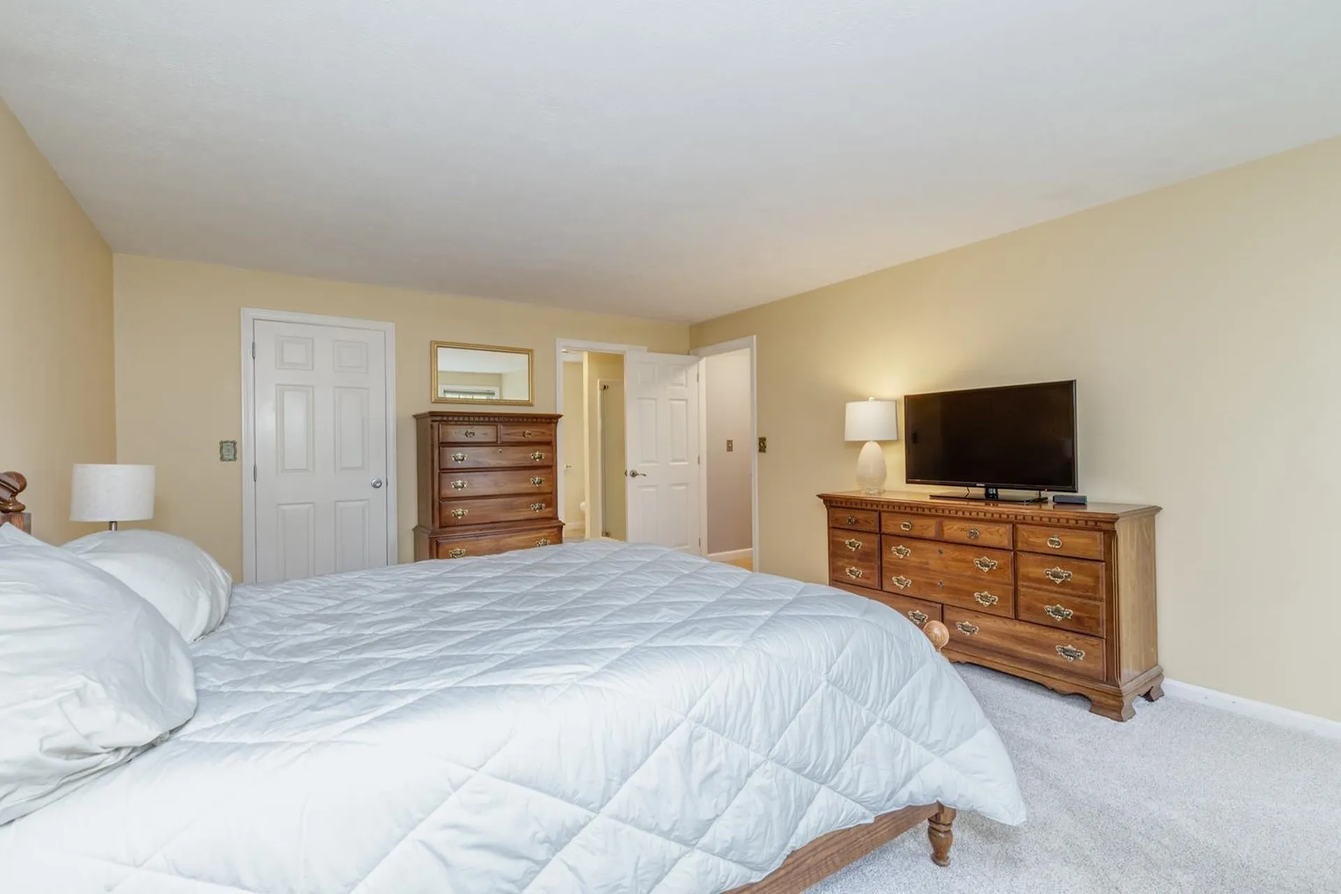 4 Muscovy Drive Litchfield NH 03052