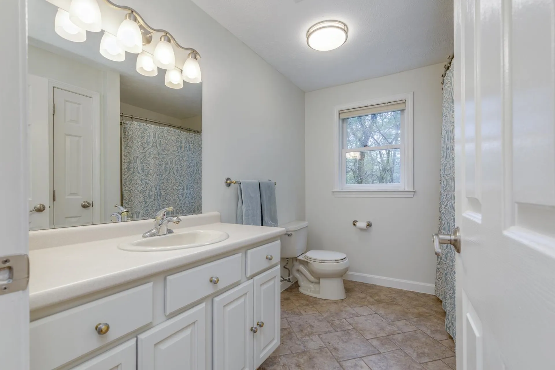 4 Muscovy Drive Litchfield NH 03052