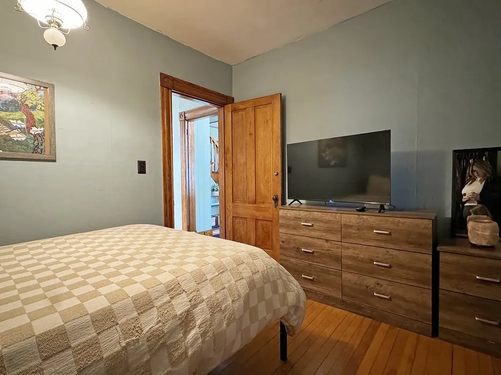77 Lower Newton Street St. Albans City VT 05478