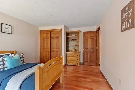 13 Aladdin Road Windham NH 03087