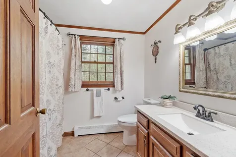 13 Aladdin Road Windham NH 03087