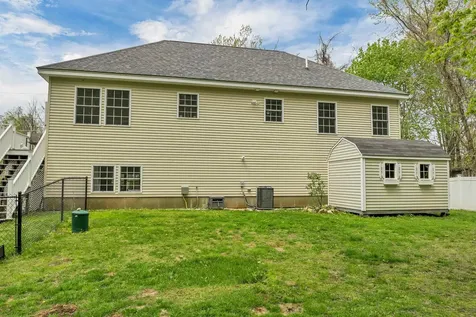 31 Danville Road Hampstead NH 03826