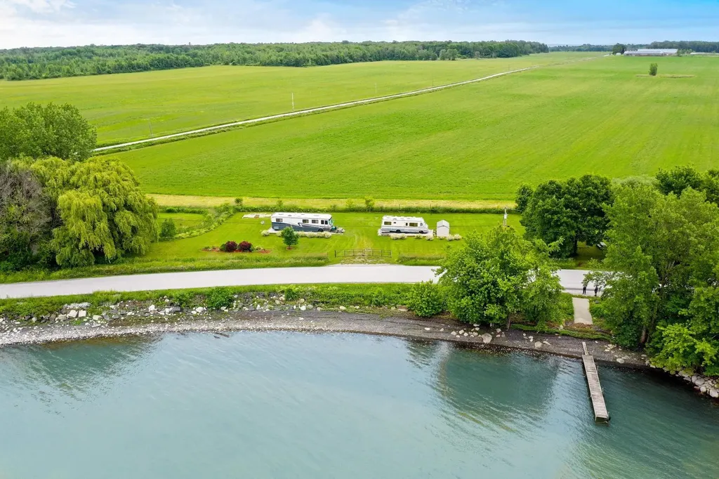 2657 West Shore Road Alburgh VT 05440