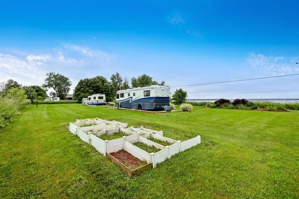 2657 West Shore Road Alburgh VT 05440