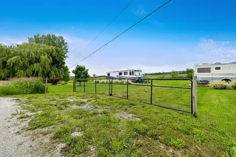 2657 West Shore Road Alburgh VT 05440