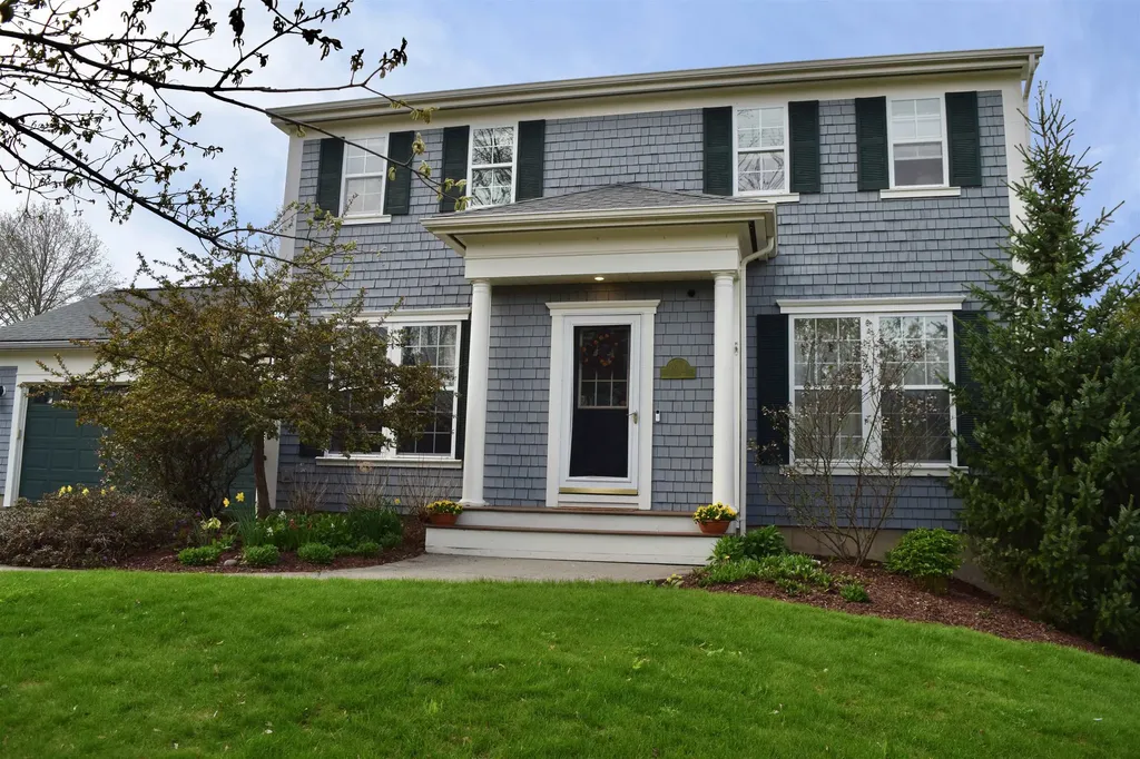 4 Fox Run Road Essex VT 05452