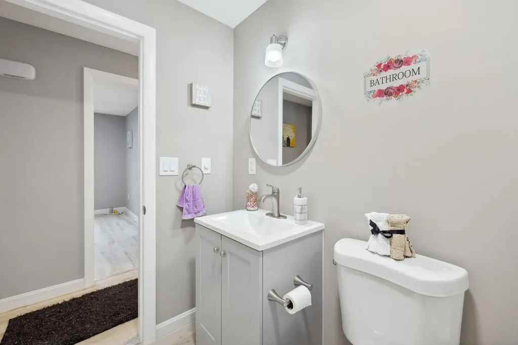 111 Sherwood Drive Manchester NH 03103