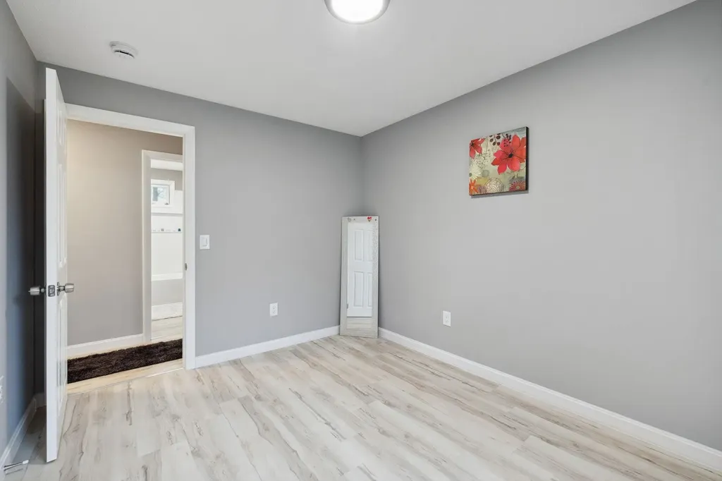 111 Sherwood Drive Manchester NH 03103