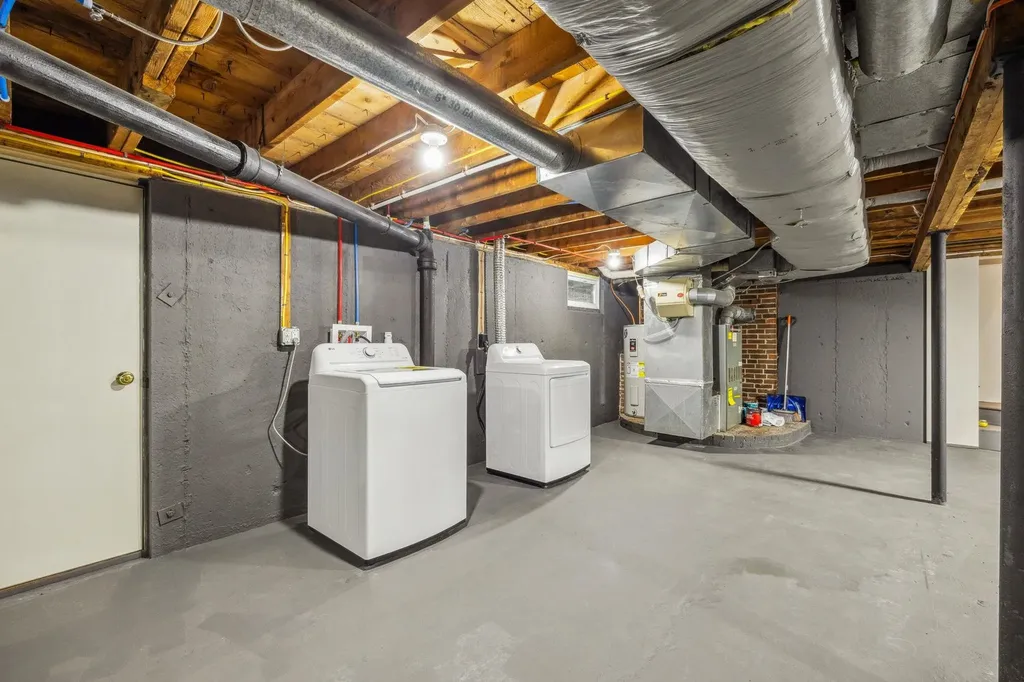 111 Sherwood Drive Manchester NH 03103