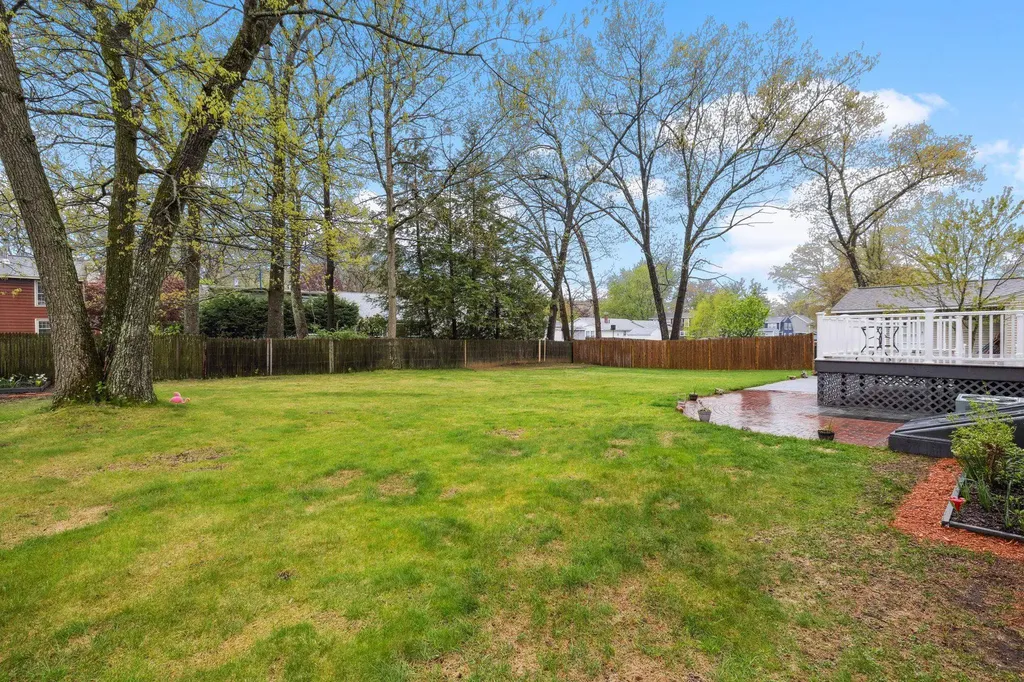 111 Sherwood Drive Manchester NH 03103