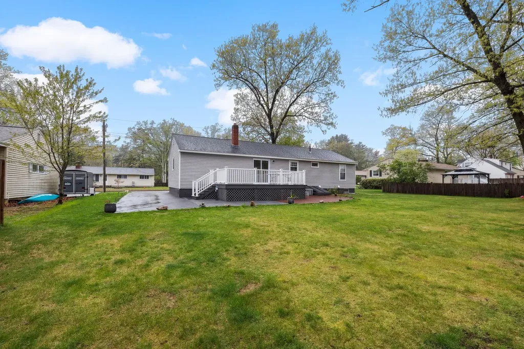 111 Sherwood Drive Manchester NH 03103