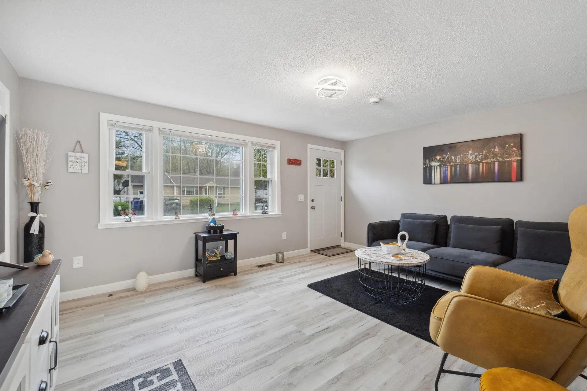 111 Sherwood Drive Manchester NH 03103