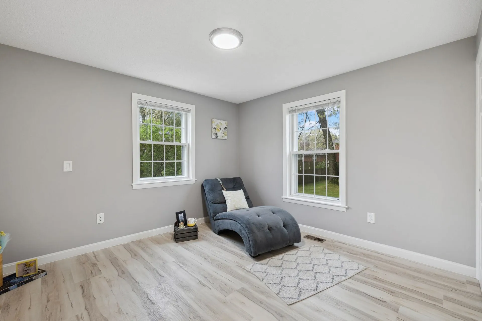 111 Sherwood Drive Manchester NH 03103