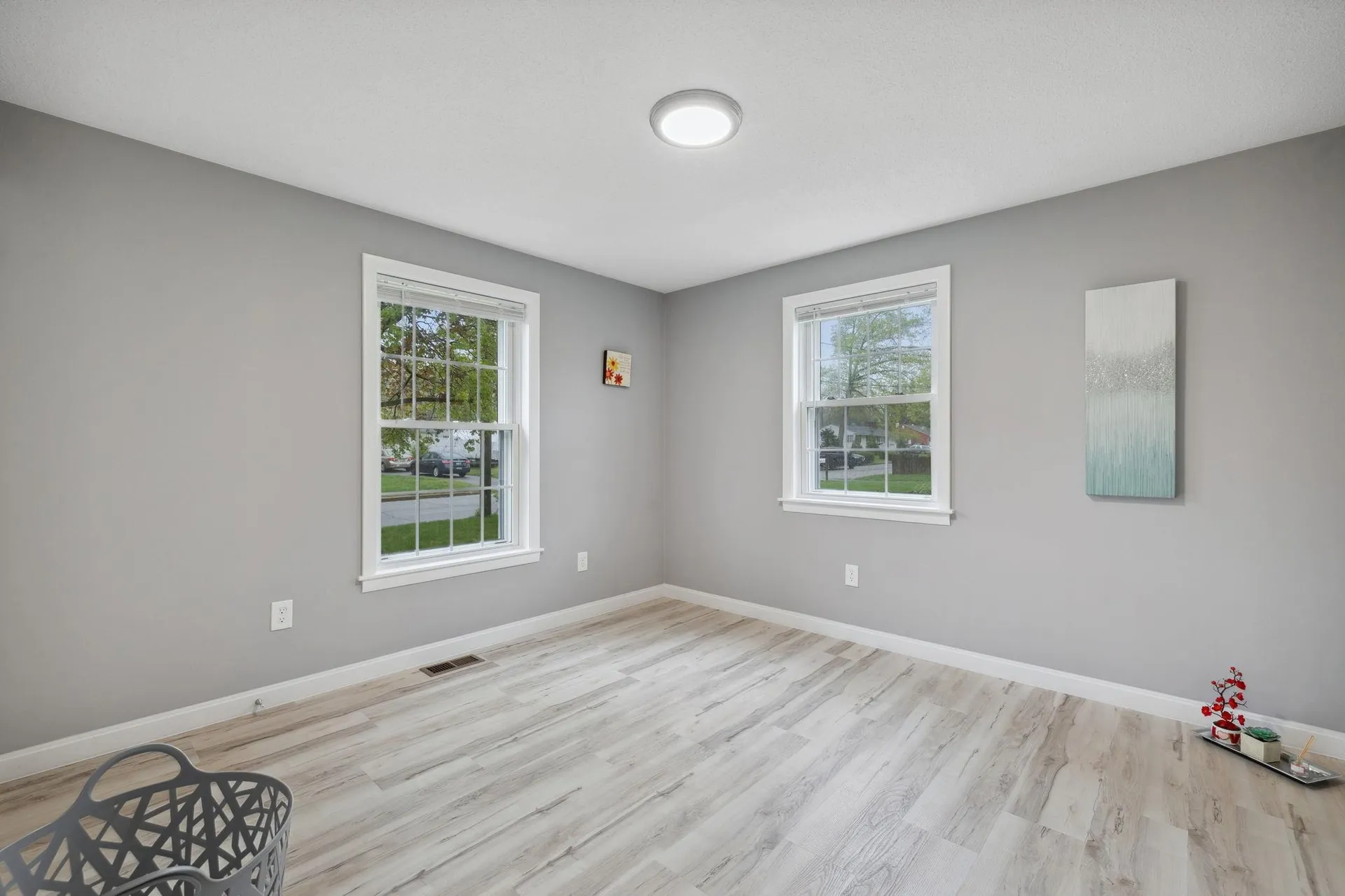 111 Sherwood Drive Manchester NH 03103