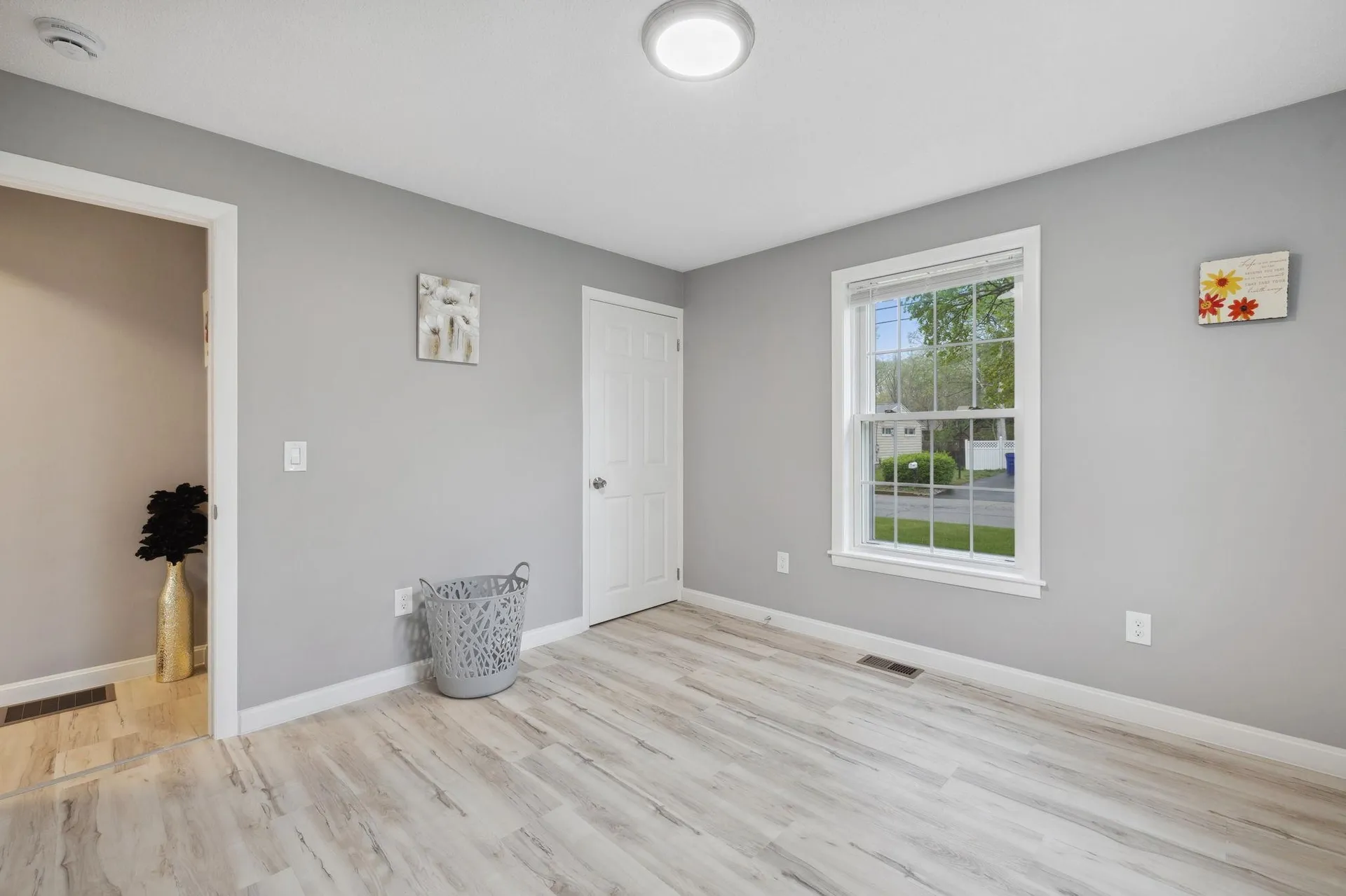 111 Sherwood Drive Manchester NH 03103