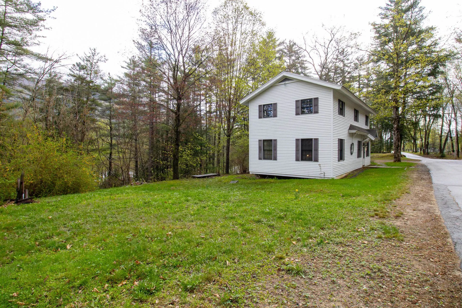 43 Parker Ledge Road Woodstock NH 03262