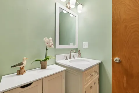567 Ocean Boulevard Hampton NH 03842