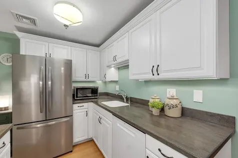 567 Ocean Boulevard Hampton NH 03842