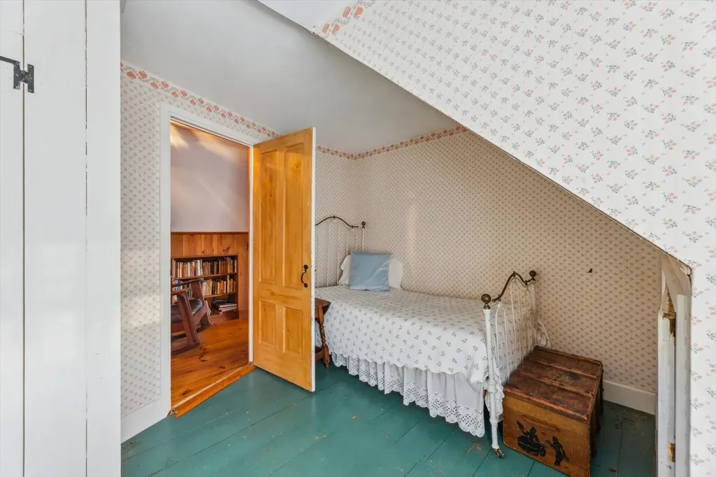 144 Parsons Road Dublin NH 03444