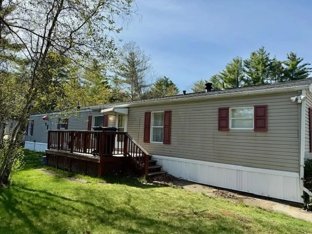 12 Pine Hill Road Tilton NH 03276