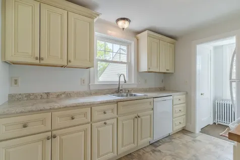 19 Witmer Avenue Portsmouth NH 03801