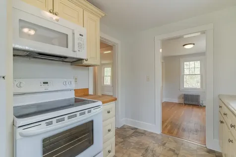 19 Witmer Avenue Portsmouth NH 03801