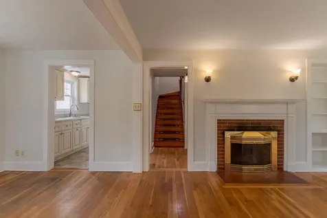 19 Witmer Avenue Portsmouth NH 03801