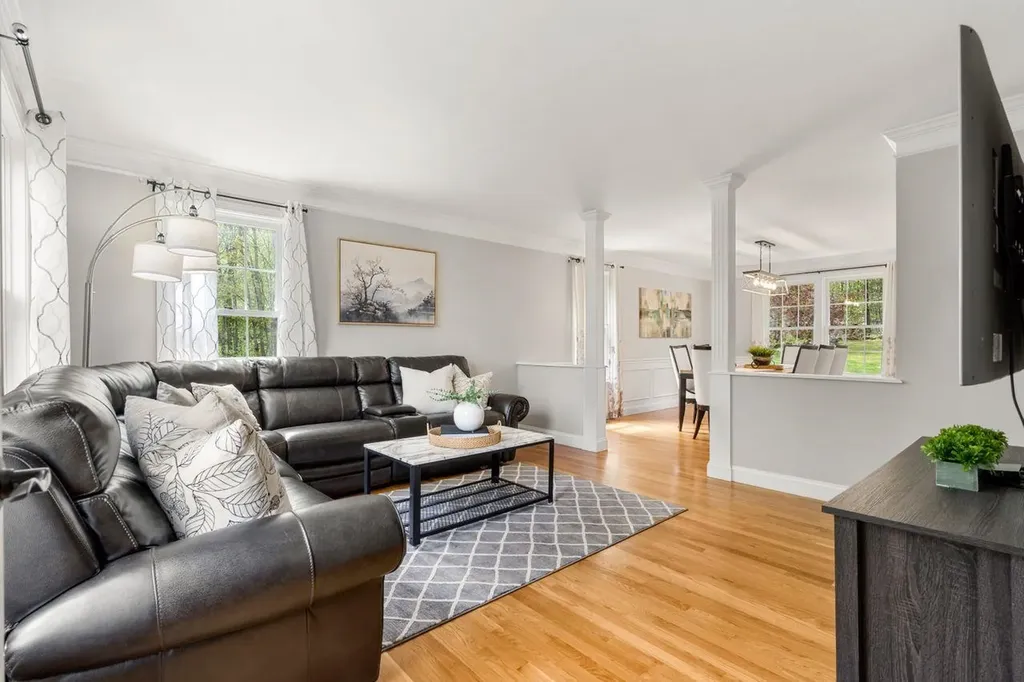 22 Spartan Drive Bedford NH 03110