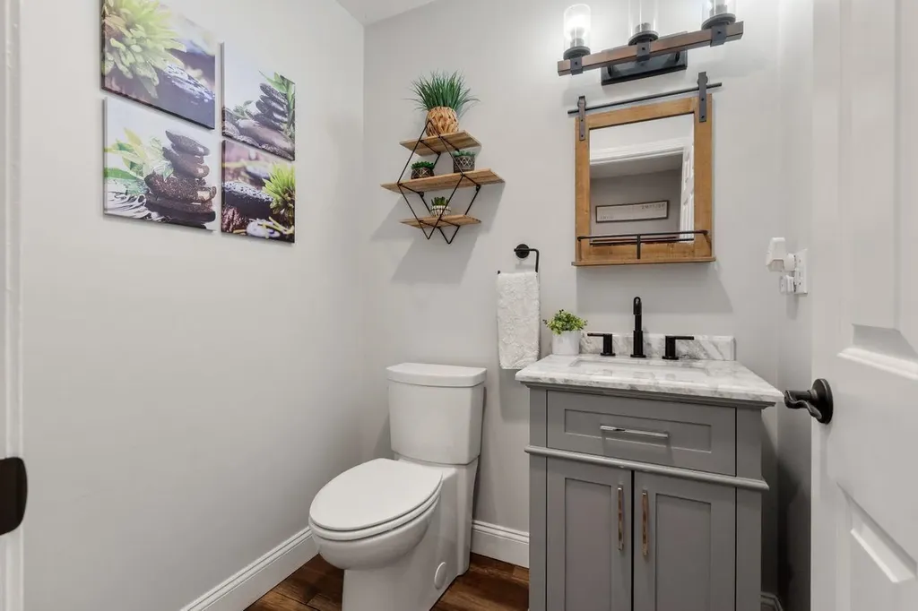 22 Spartan Drive Bedford NH 03110