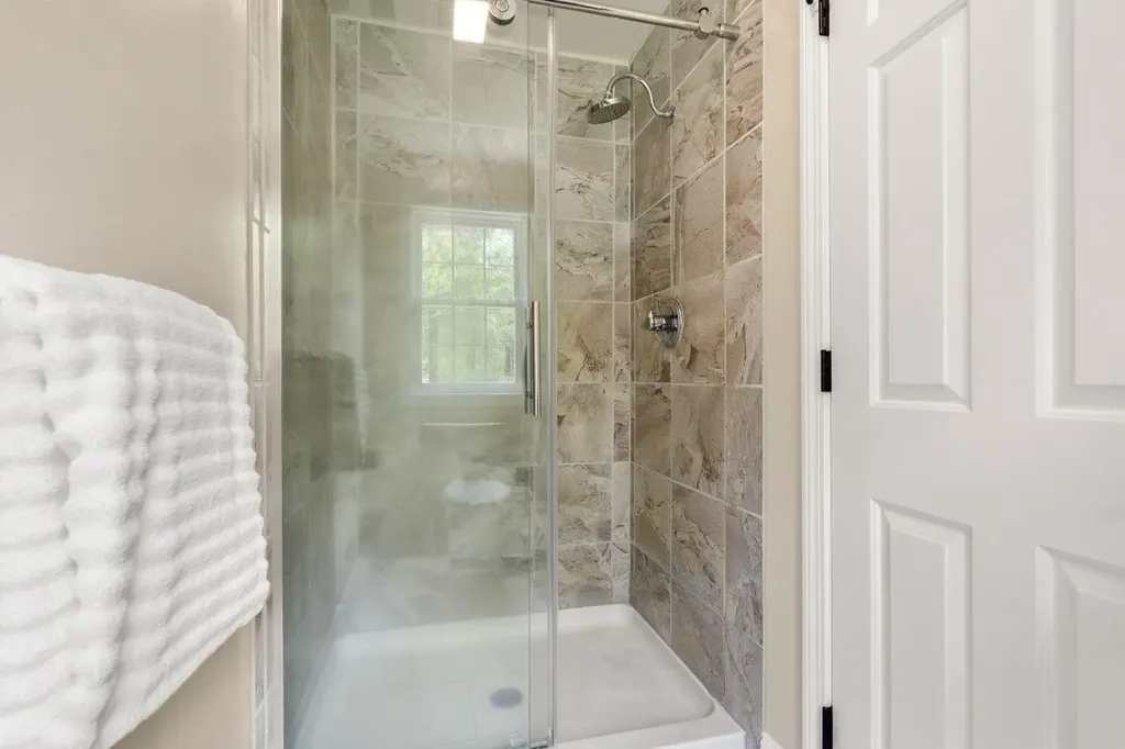 22 Spartan Drive Bedford NH 03110