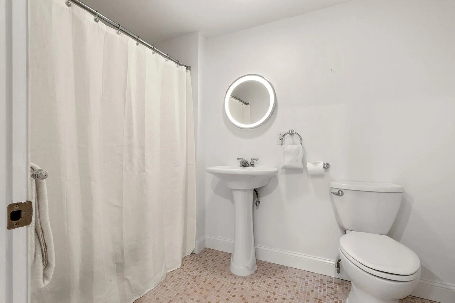 22 Spartan Drive Bedford NH 03110