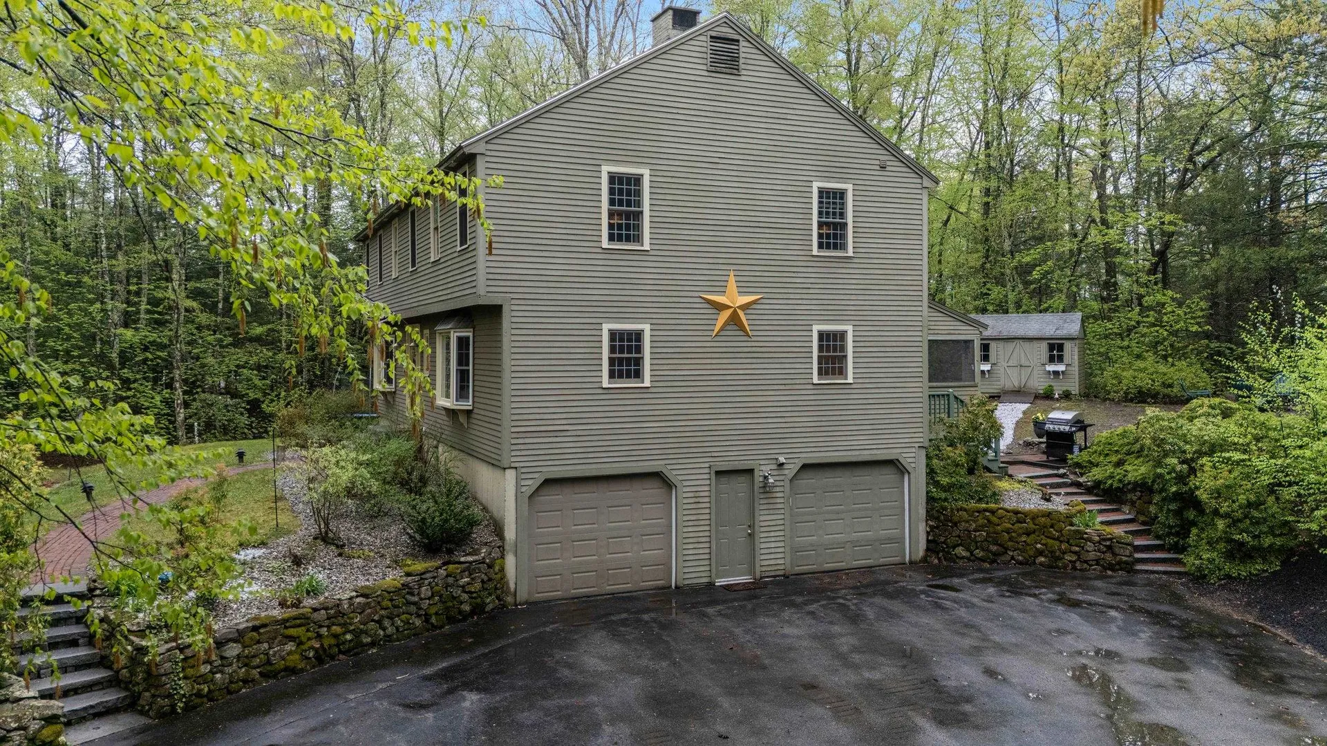 20 Holly Hill Drive Amherst NH 03031