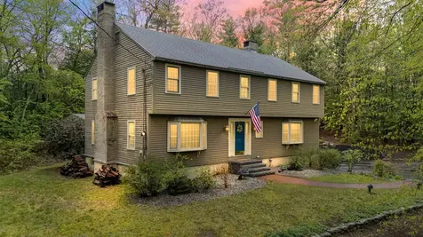 20 Holly Hill Drive Amherst NH 03031