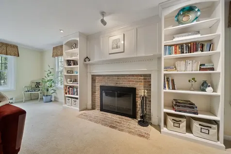 20 Holly Hill Drive Amherst NH 03031