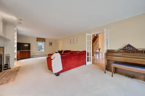 20 Holly Hill Drive Amherst NH 03031