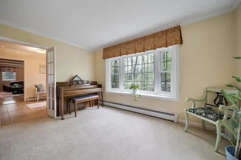 20 Holly Hill Drive Amherst NH 03031