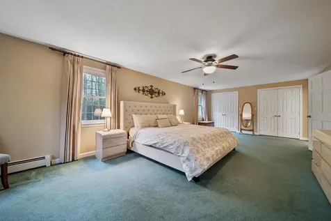 20 Holly Hill Drive Amherst NH 03031