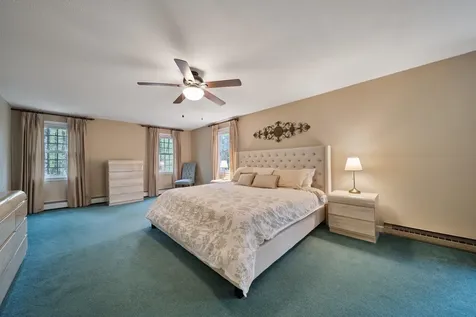 20 Holly Hill Drive Amherst NH 03031