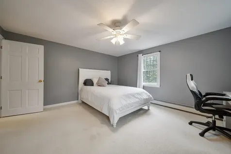 20 Holly Hill Drive Amherst NH 03031