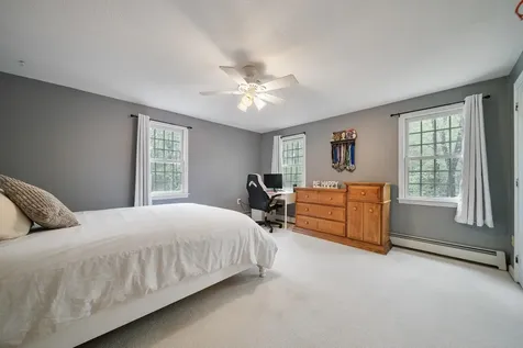 20 Holly Hill Drive Amherst NH 03031